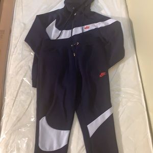 Nike Jogger Sweatsuit